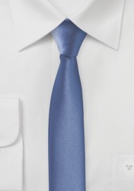 Extra schmale Krawatte blassblau