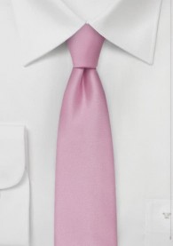 Roséfarbene schmale  Krawatte in Satin-Optik