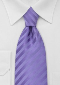 Einfarbige violette Krawatte strukturiert schmal