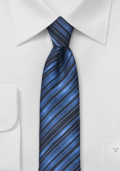 Schmale Krawatte Streifen azurblau
