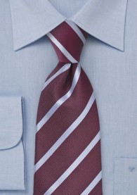 Krawatte Bordeauxrot Streifen-Muster