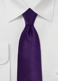 Krawatte in violett