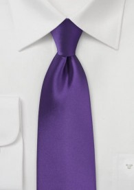Markante Krawatte purpur Kunstfaser