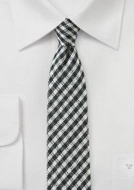 Krawatte karogemustert schwarz weiß mit Wolle